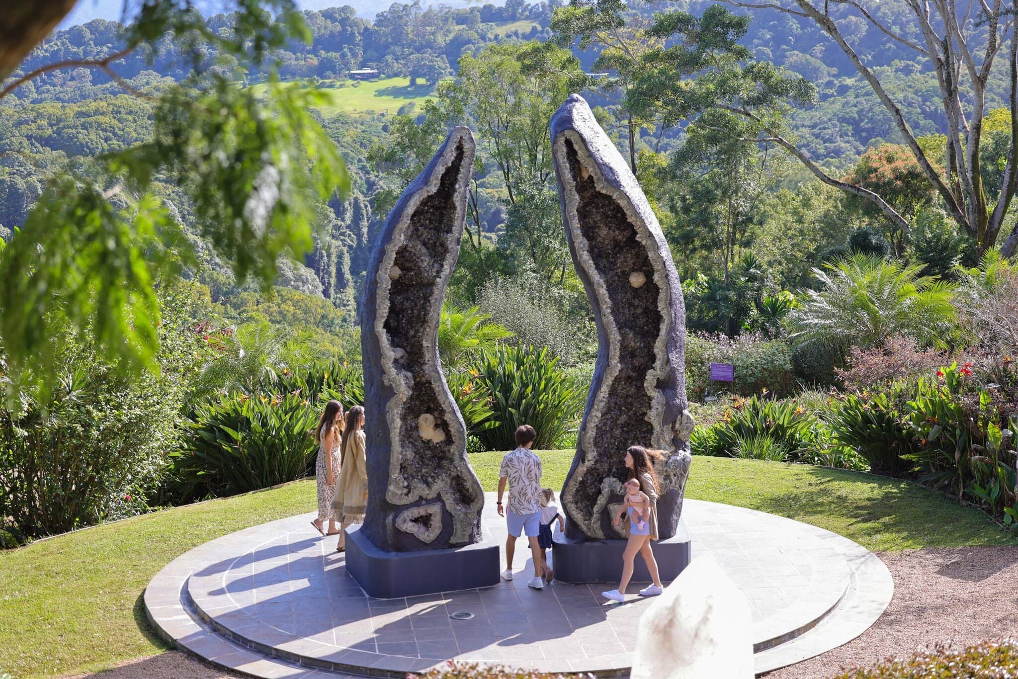 Crystal Castle – Peace, Positivity & Giant Crystals